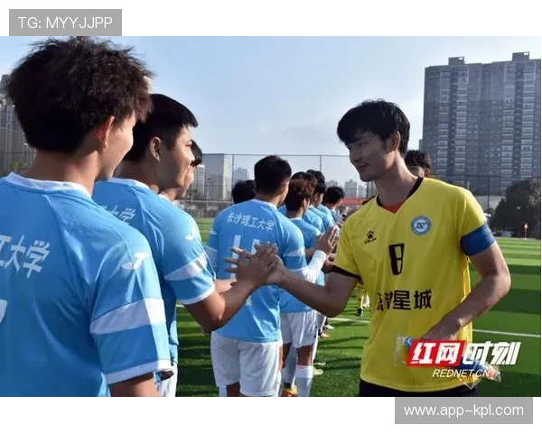 湘超联赛9月7日开幕14市州参赛采用常规赛加淘汰赛制竞争激烈