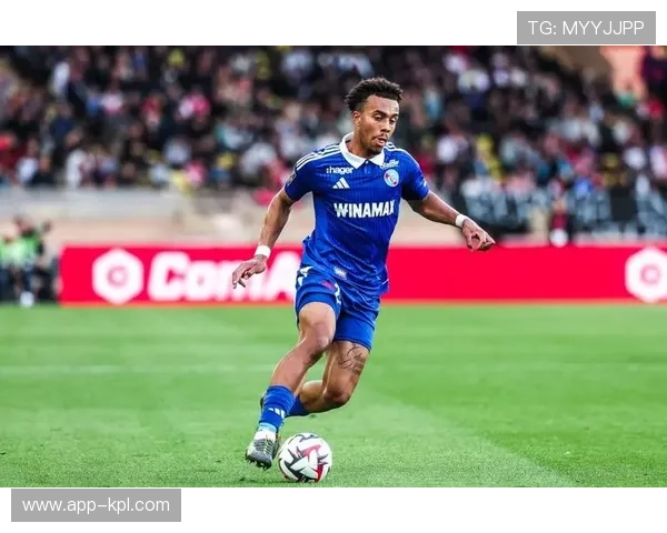 斯特拉斯堡23岁新星瓦希入选法国国家队